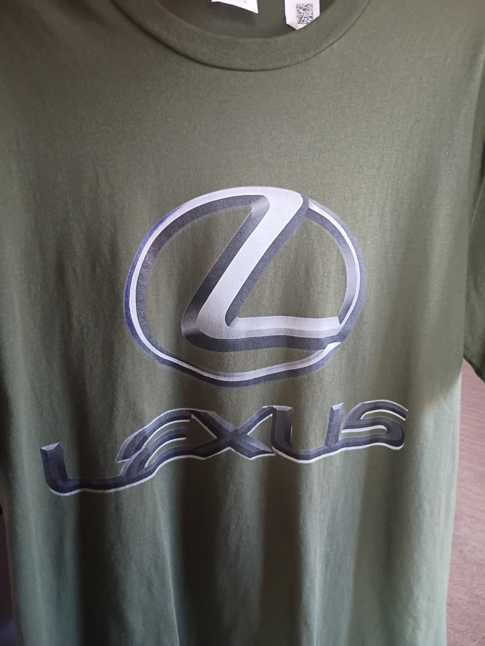 Lexus Logo Men's Green Crew Neck T-Shirt - Picture 5 of 9